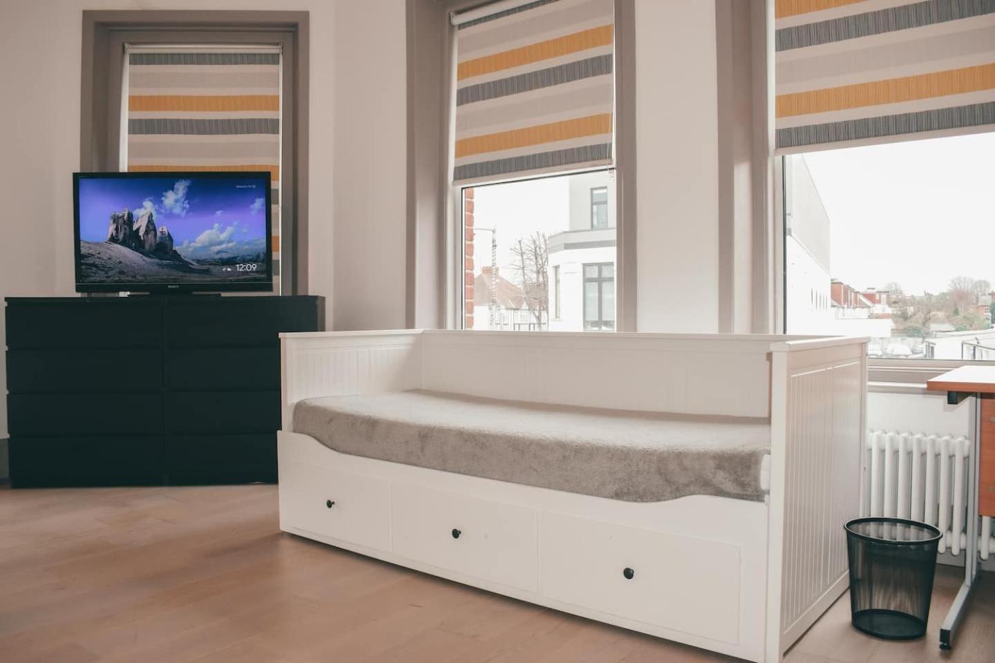 The Twickenham Apartment Near Strawberry Hill Экстерьер фото