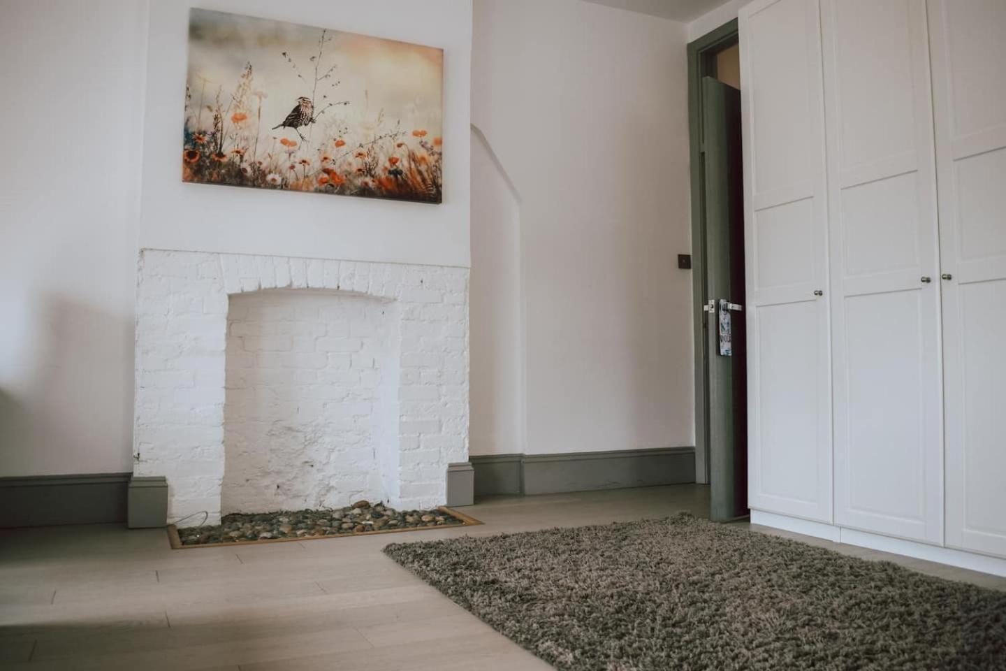 The Twickenham Apartment Near Strawberry Hill Экстерьер фото