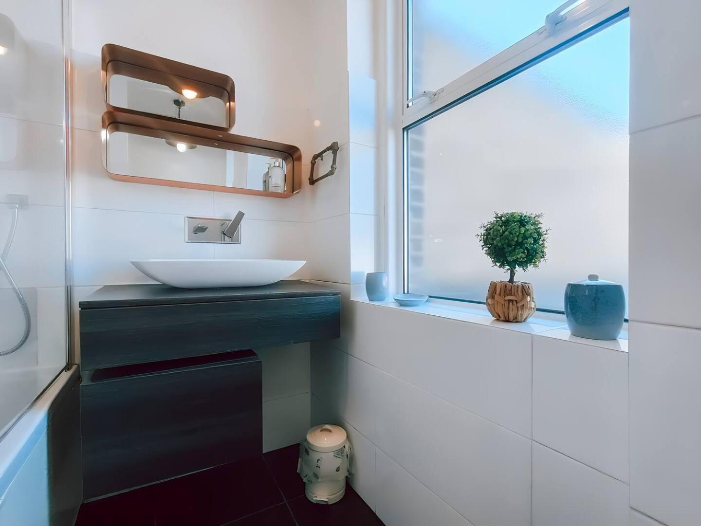 The Twickenham Apartment Near Strawberry Hill Экстерьер фото