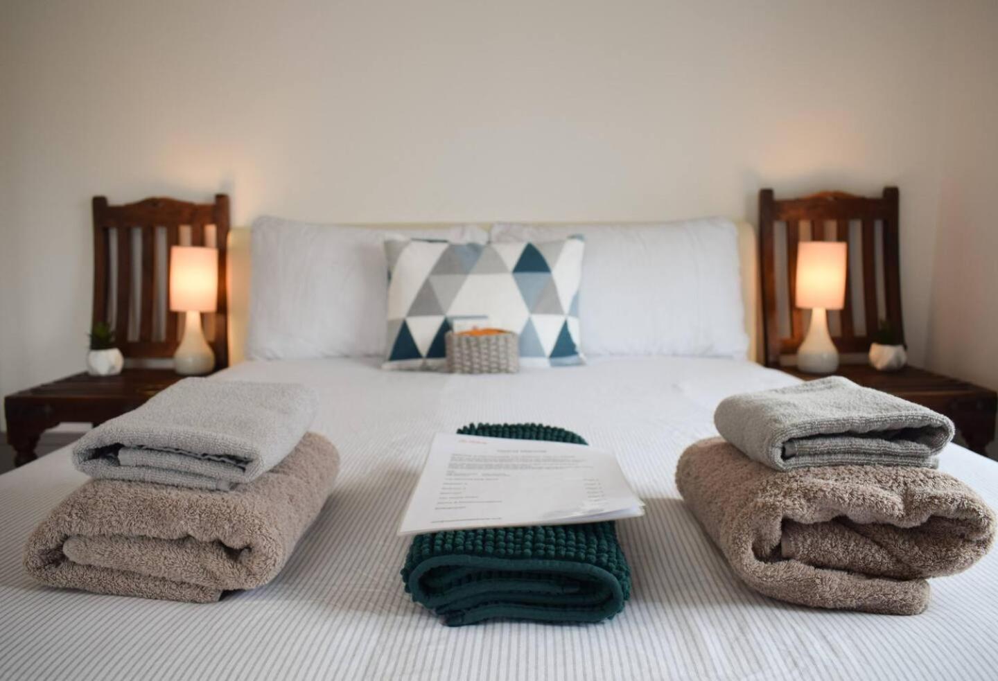 The Twickenham Apartment Near Strawberry Hill Экстерьер фото
